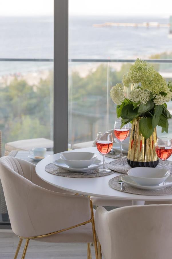 Royallux Apartment Waves Resort & Spa - Sea View From Balcony By Renters Prestige مينززدرويه المظهر الخارجي الصورة