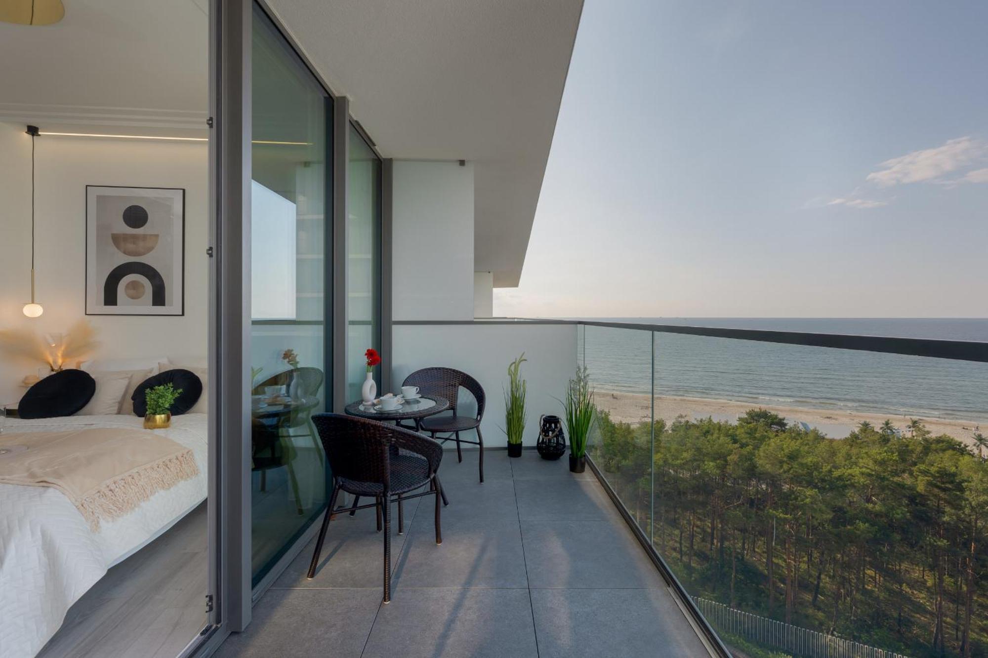 Royallux Apartment Waves Resort & Spa - Sea View From Balcony By Renters Prestige مينززدرويه المظهر الخارجي الصورة